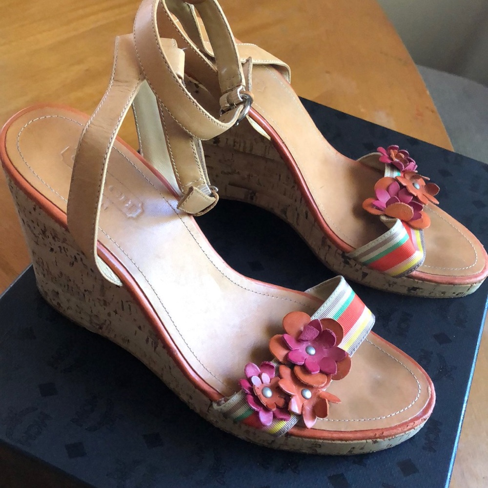 Coach Wedges